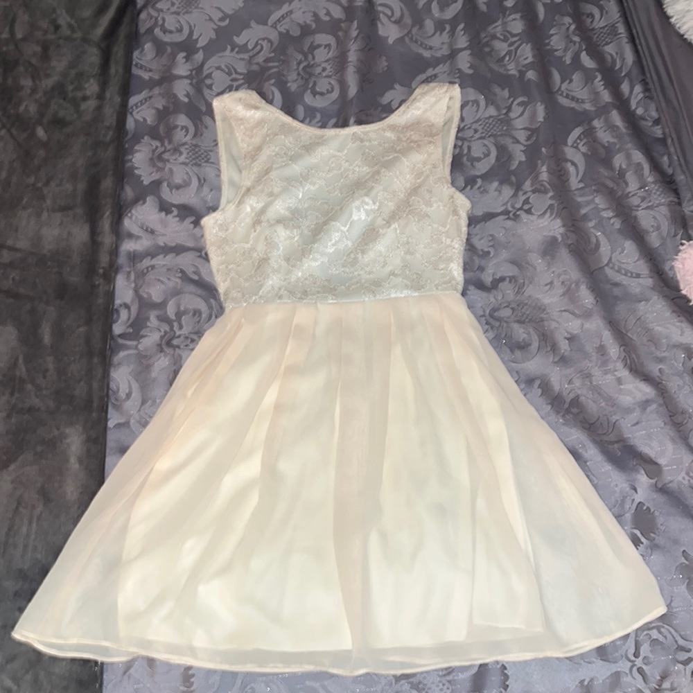 Beige lace dress
